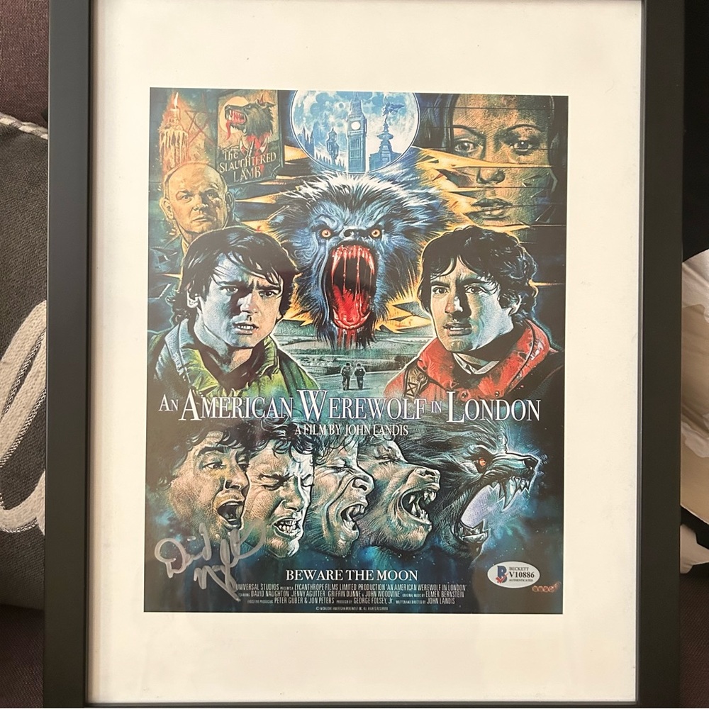 An American Werewolf in London signed by movie poster Beckett Authenticated